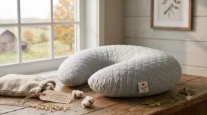 Illustration highlighting the organic, hypoallergenic, and breathable fabric materials of the best nursing pillow.